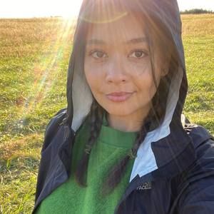 Meet your Posher, Simone